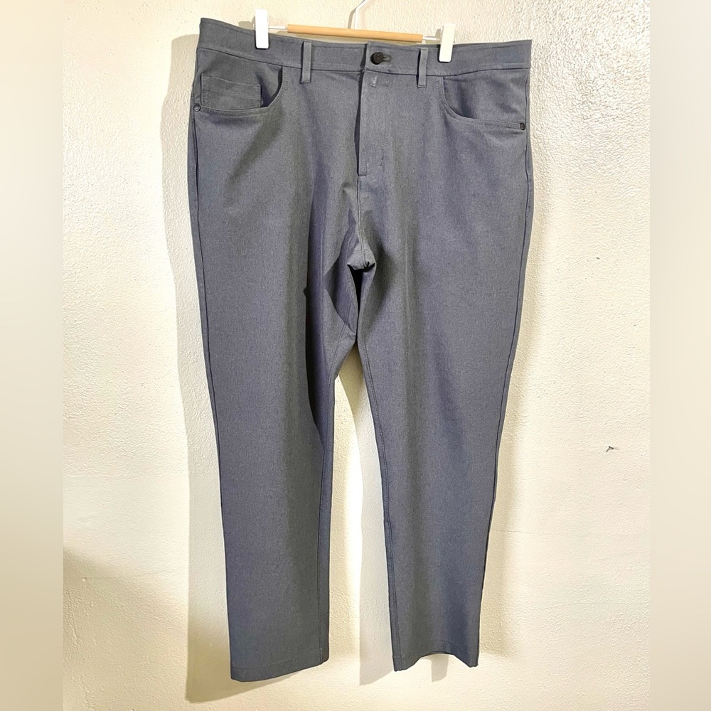 Public Rec Performance Pants 38x32 Gray Hidden Zip Pockets Stretch Tech Golf